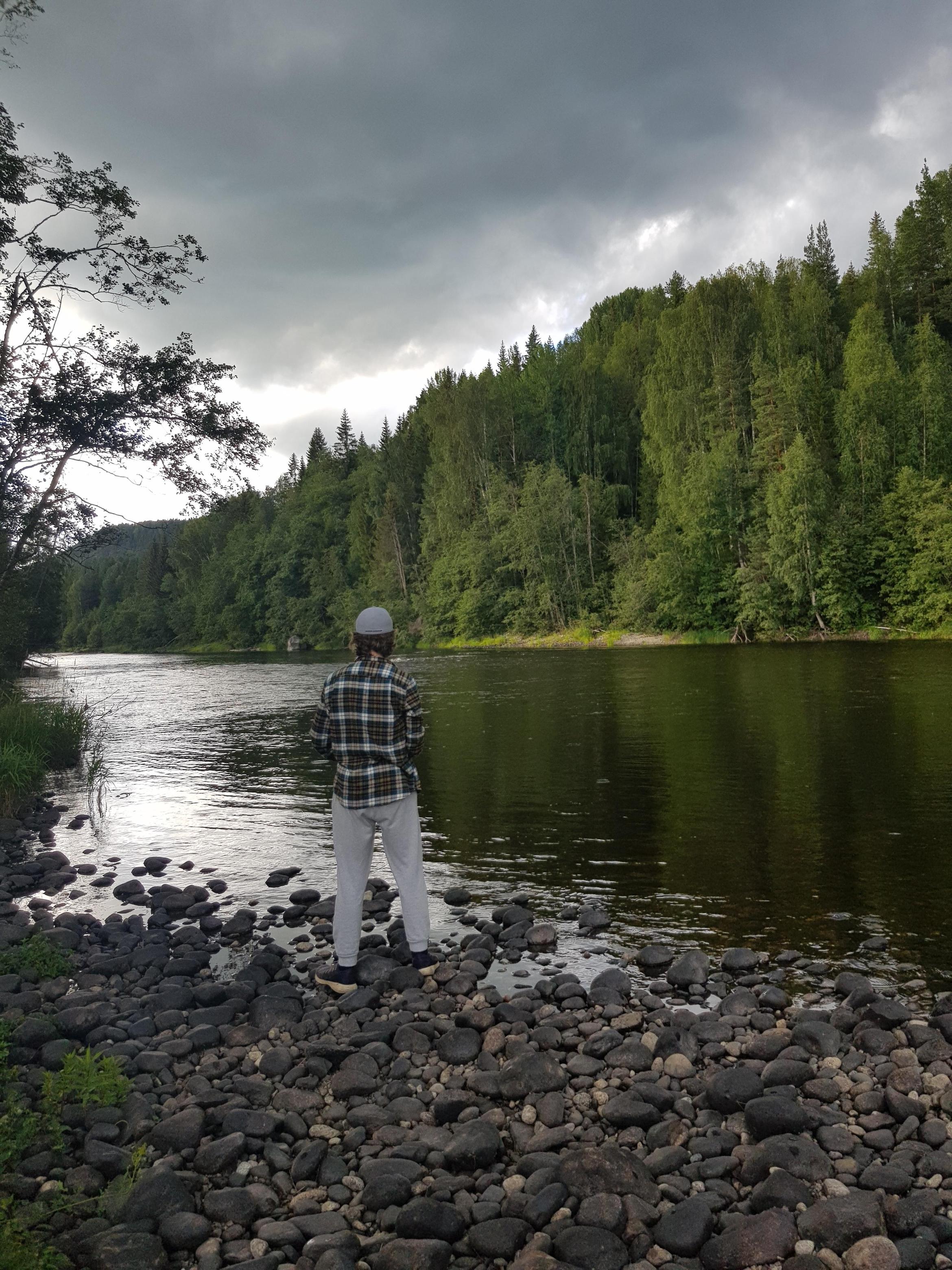 Tänker om fiskar i Ammerån på Camping i Hammarstrand Ammer